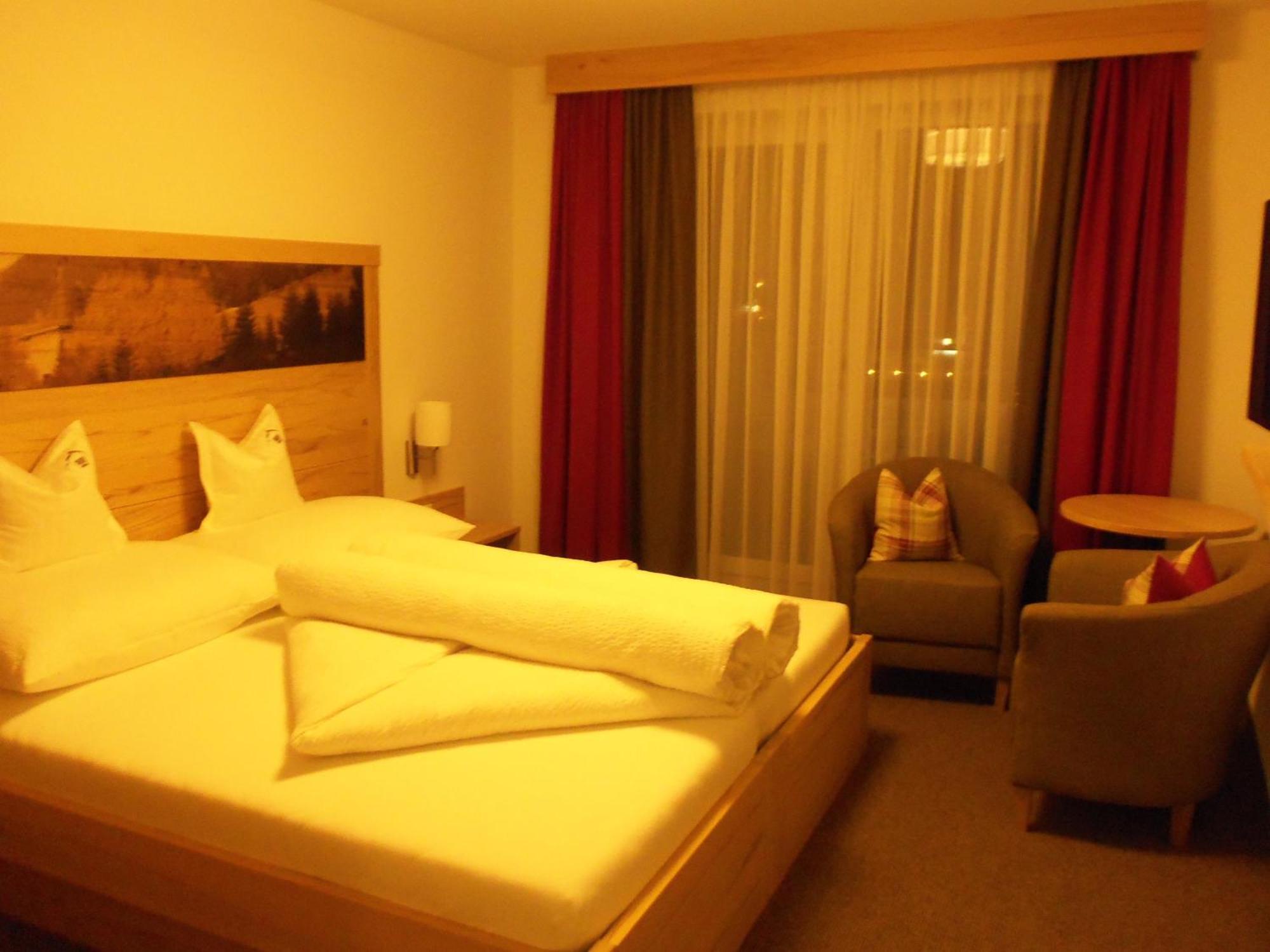 Alpinhotel Monte Superior - Silvretta Card Premium Betrieb Galtür Exteriör bild